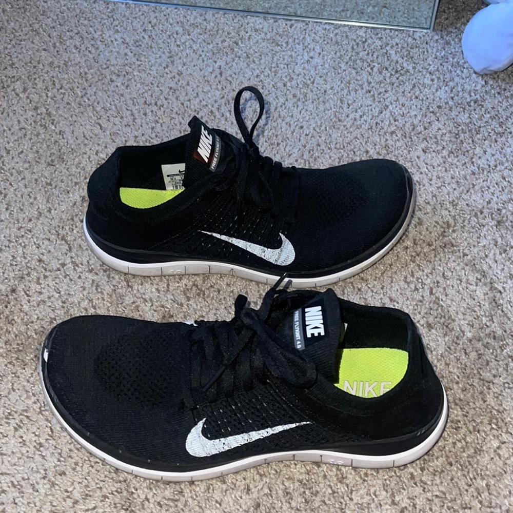 Women’s Nike Free Flyknit Shoes